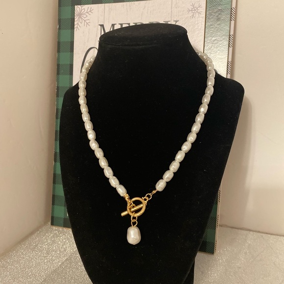 STATEMENT NECKLACE - Picture 4 of 13